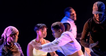 Condeduque estrena 'Vía Injabulo', de Vía Katlehong Dance, a ritmo de Pantsula